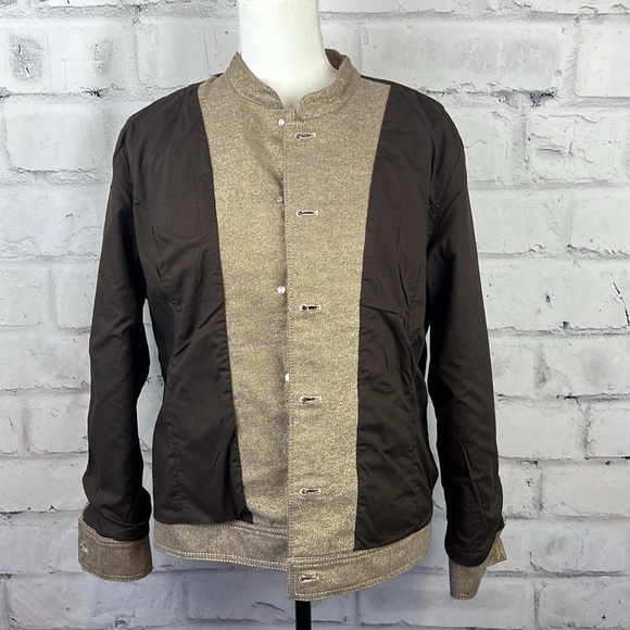 Chicoโs Gold Metallic Lined Button Down Embroidered Jacket - Picture 5 of 11